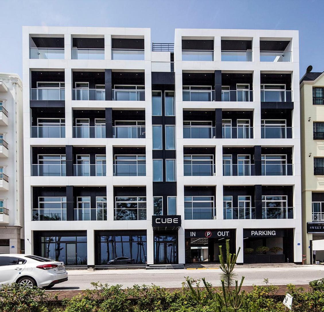 Gangneung Gyeongpodae Hotel Cube Exterior foto
