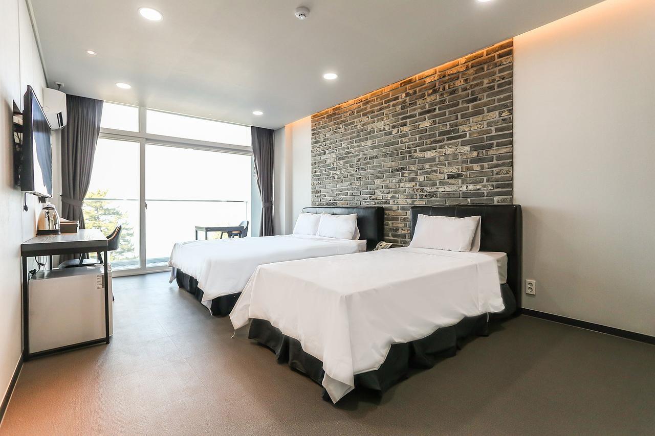 Gangneung Gyeongpodae Hotel Cube Exterior foto