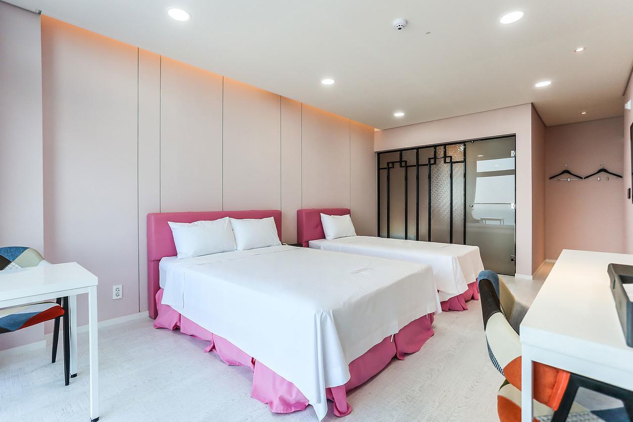 Gangneung Gyeongpodae Hotel Cube Zimmer foto